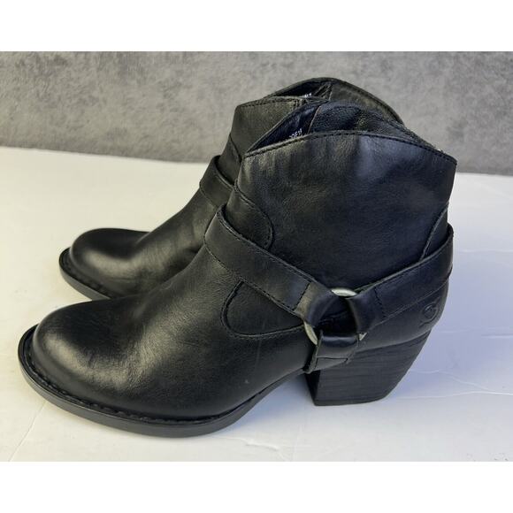 BORN BLACK LEATHER ANKLE BOOTS FASHION BOOTIES SHOES HEELS US WOMEN Size 6M - Picture 1 of 7